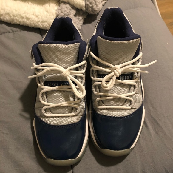 Jordan Georgetown 11 Low’s - Picture 2 of 2